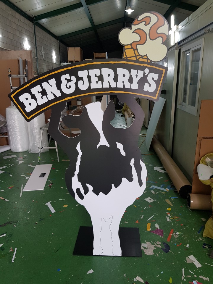 포맥스 등신대 제작 : KakaoTalk_20200529_093022930.jpg