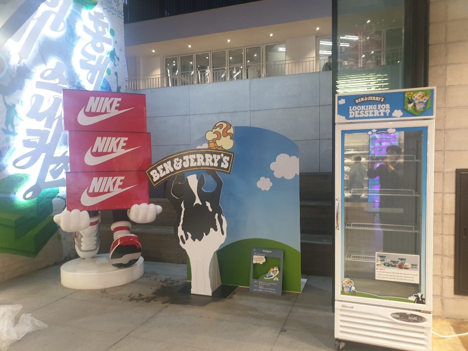 포맥스 등신대 제작 : KakaoTalk_20200528_121114520.jpg