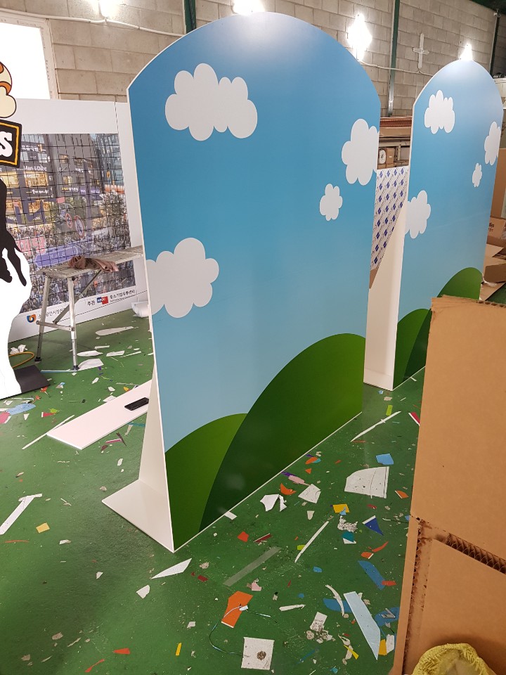 포맥스 등신대 제작 : KakaoTalk_20200529_093020433.jpg