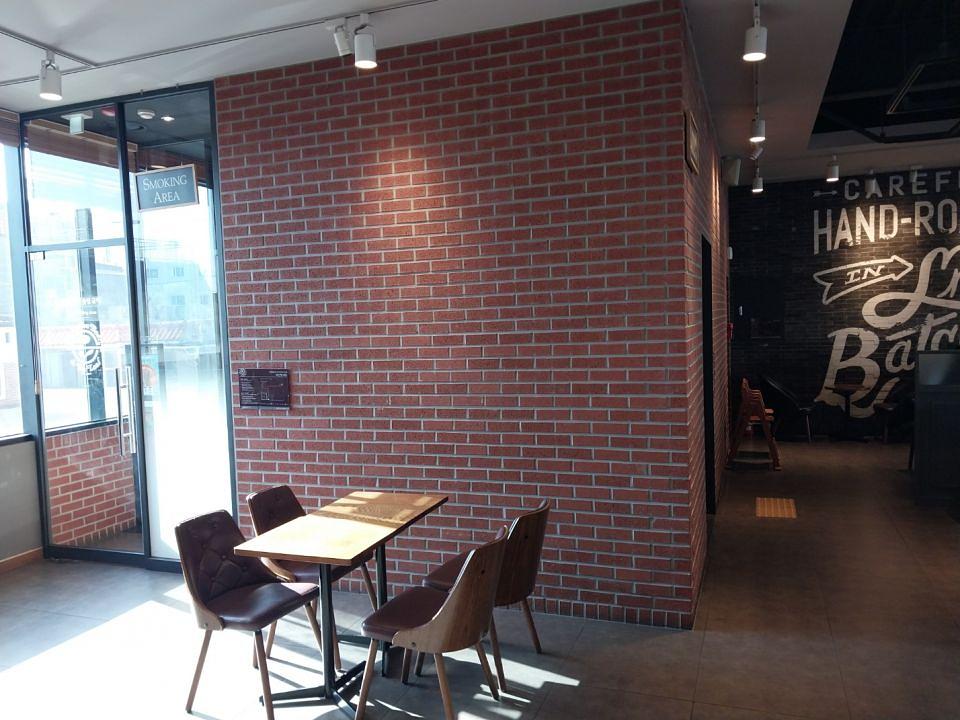 3/8 커피빈 수원송당점 리뉴얼 제작 및 시공