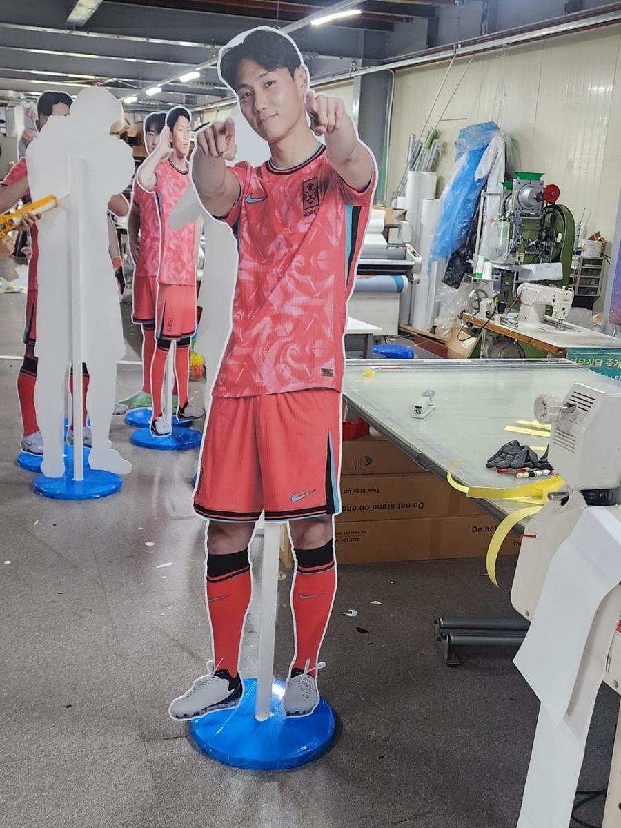 5/29 축구선수 등신대 제작 및 시공