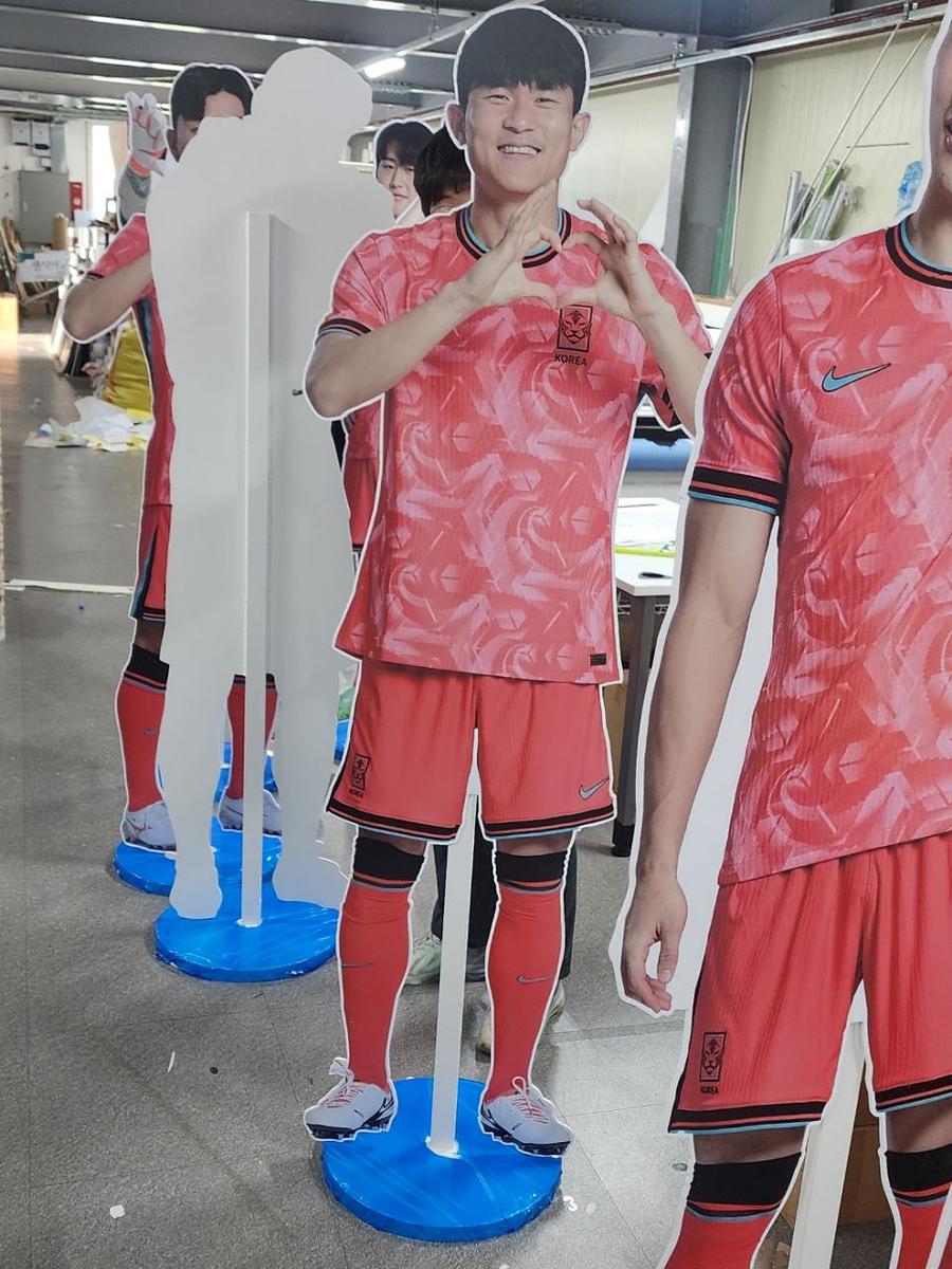 5/29 축구선수 등신대 제작 및 시공
