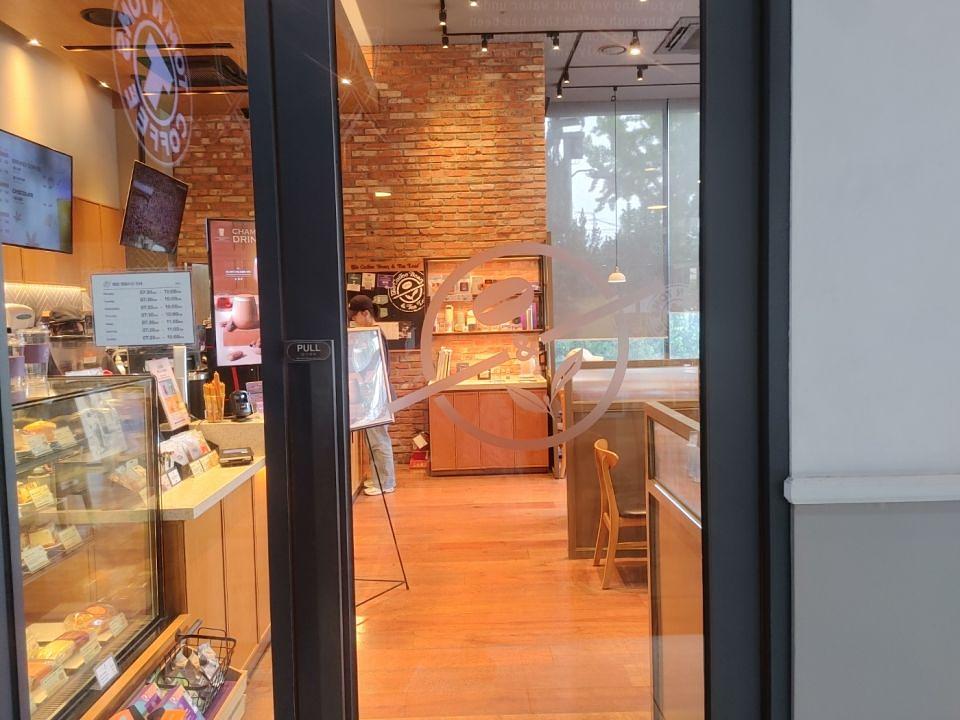 9/26 커피빈 목동점 제작 및 시공