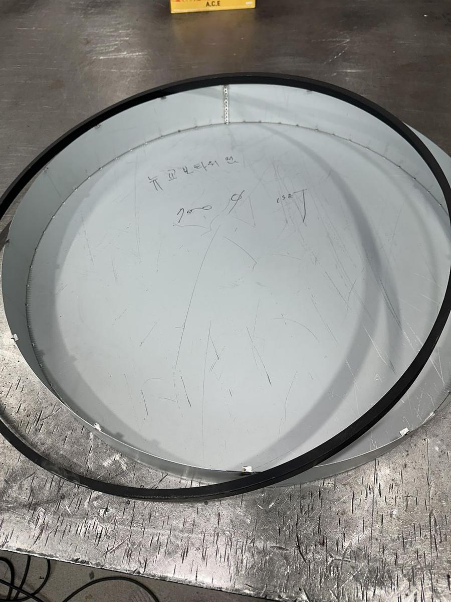 10월 포시즌미디어 사인물제작 광경0월 포시즌미디어 사인물제작 광경