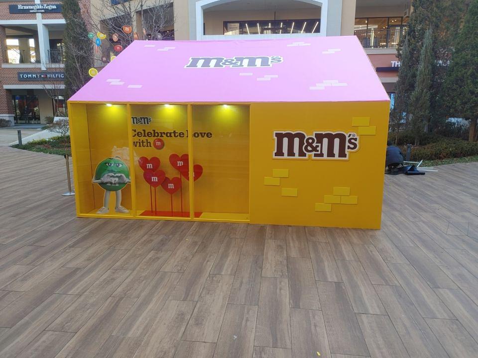 1/24 파주 신세계 아울렛 M&M 팝업스토어 제작 및 시공