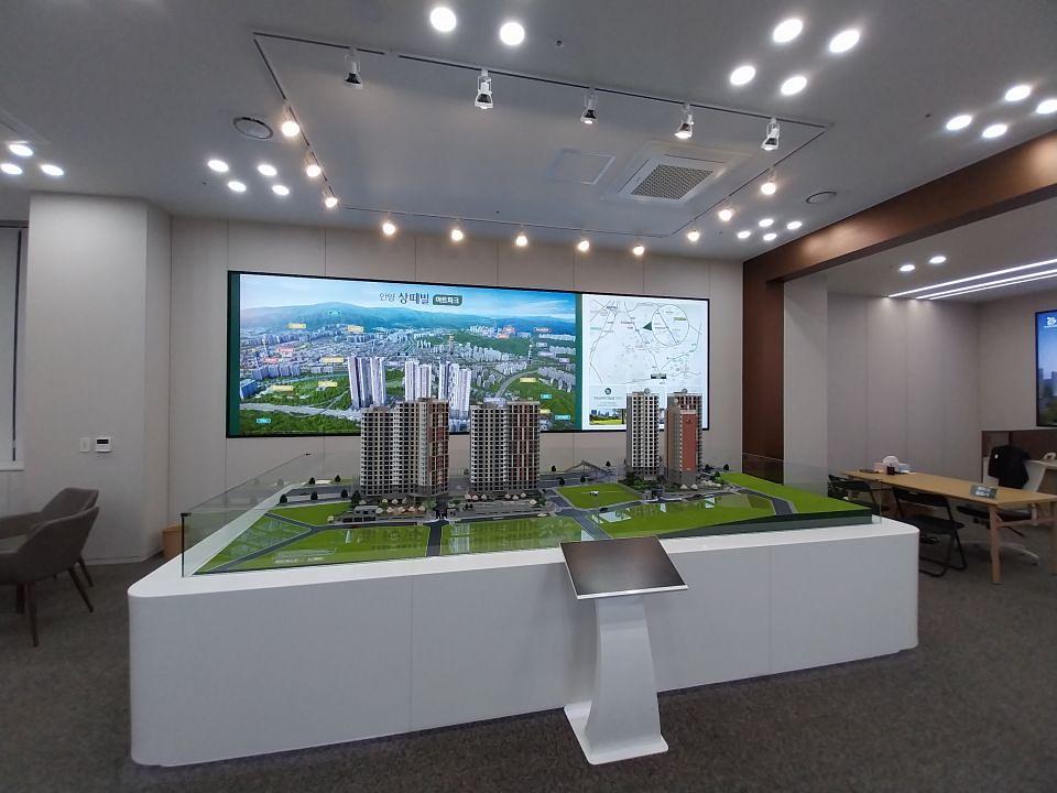 2026/05/27 안양썅떼벌 모델하우스 제작및시공