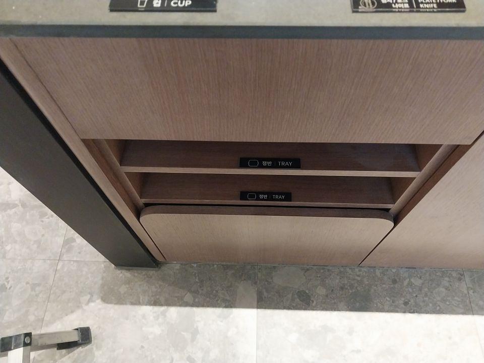25/11/24 인천 논현점 커피빈 제작 및 시공