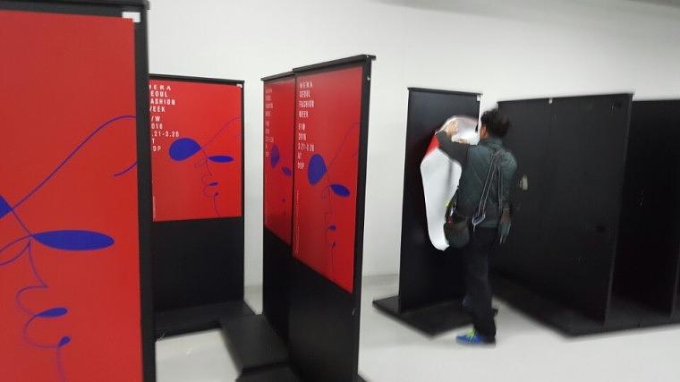 서울 HERA패션위크 철판판넬 .유도싸인 12개