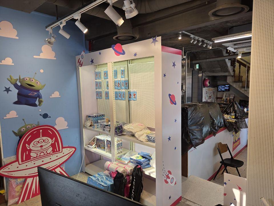 2026/06/18 삼청동 스모어마켓 제작 및 시공